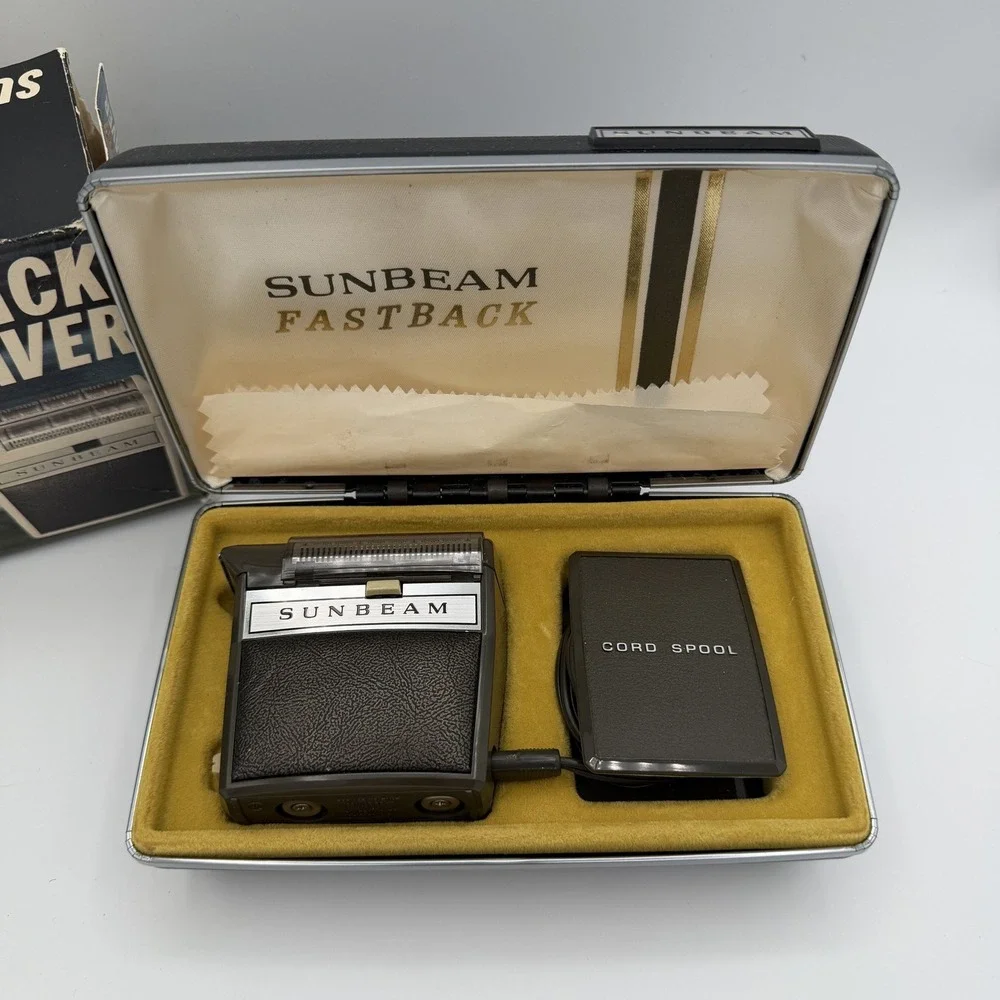 Vintage Sunbeam‎ Fastback 707 Electric Shaver Cord Spool Case Box